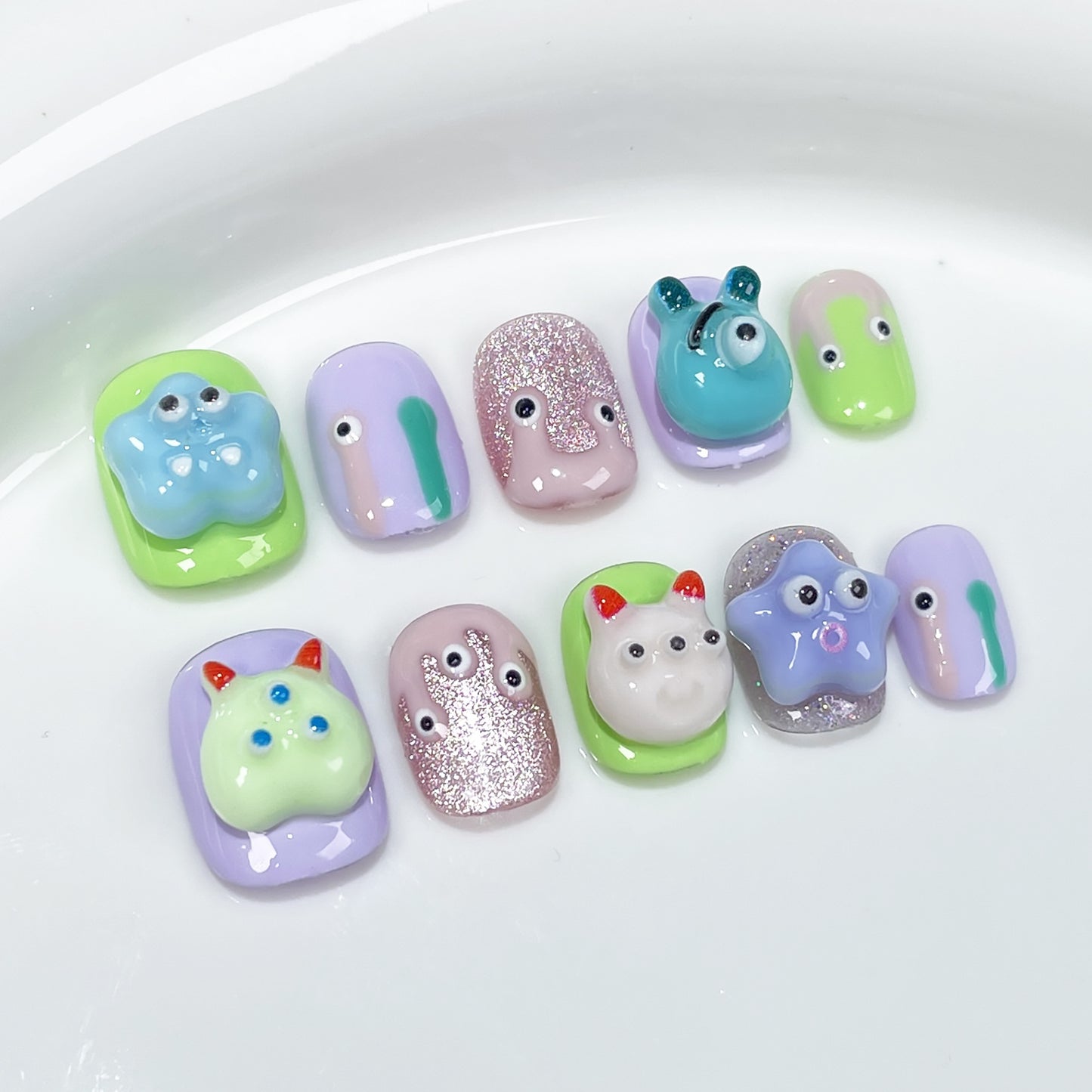 Cartoon hand-painted handmade press-on nails cute three-dimensional big-eyed boy cat eye short  sticker｜365nails