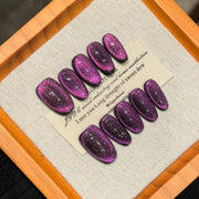 365nails: "Violet Stardust" – Magnetic Cat-Eye Glitter Handmade Short Almond Nails