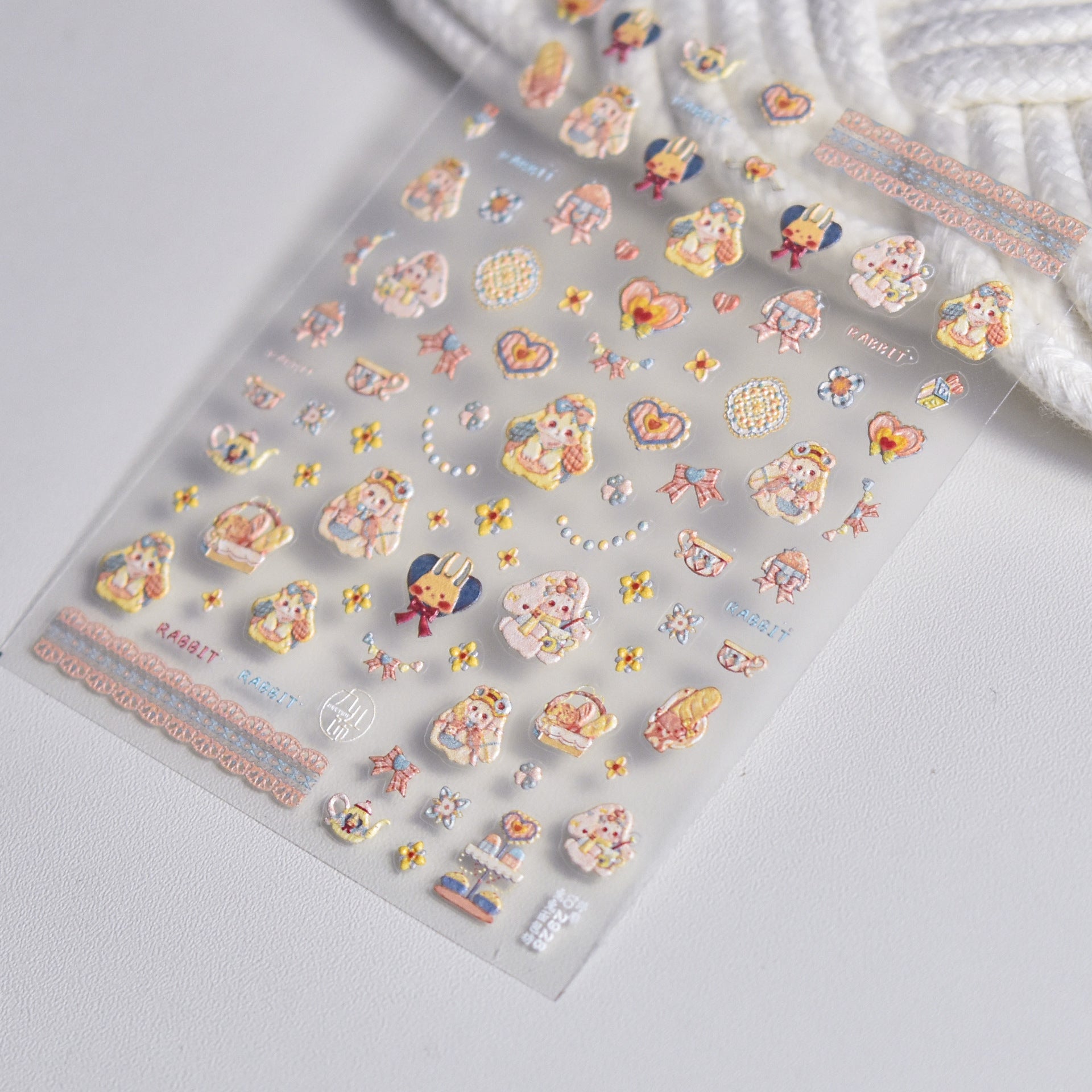 金色招財貓與甜點 — 5D 浮雕節慶可愛美甲飾品套組