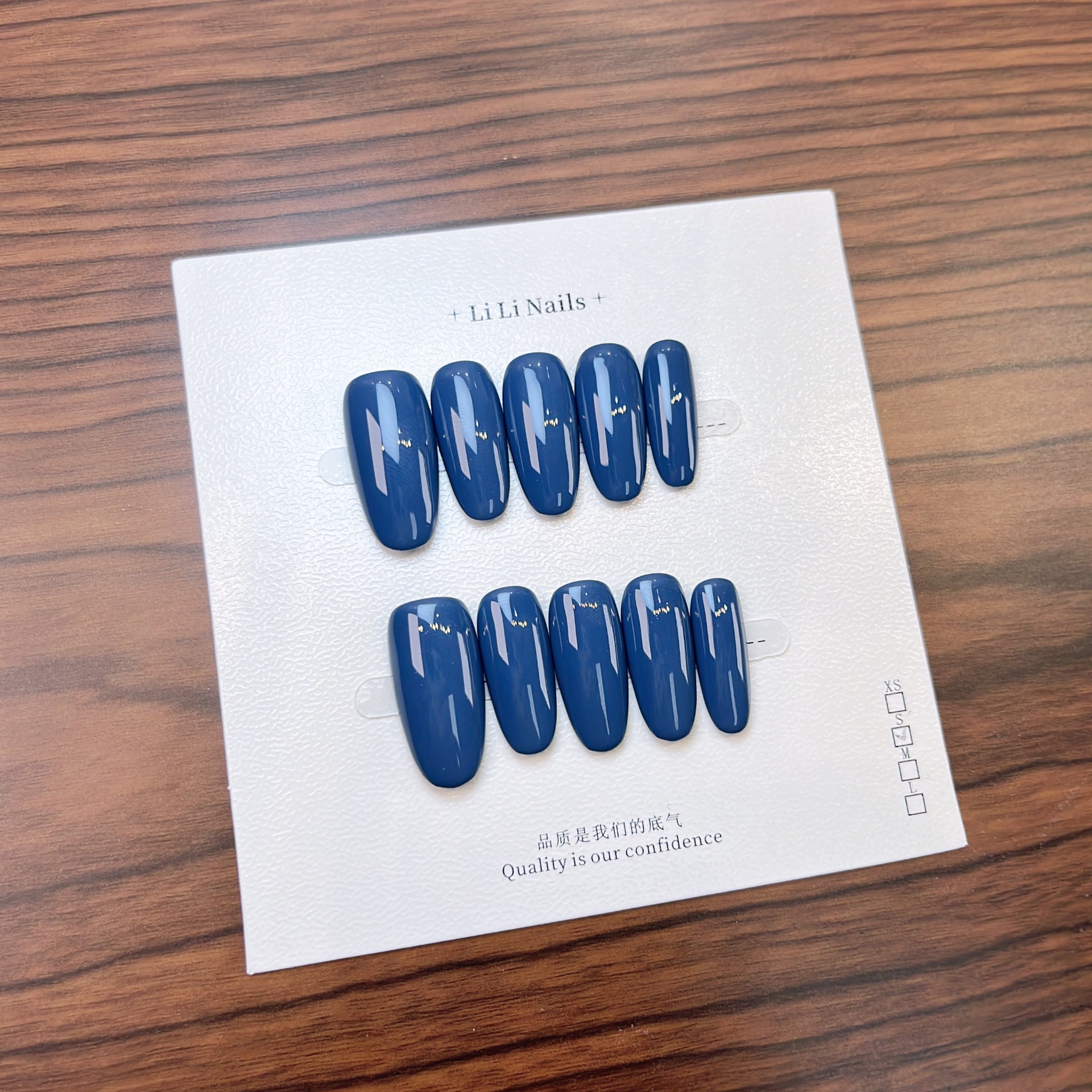 The Essential Solids | Medium Oval ｜Handmade Press-on Nails