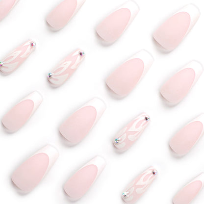 Unhas francesas brancas médias e longas com glitter prateado, aplique de flor, unhas nude com ponta de diamante, produto acabado no atacado ｜365nails