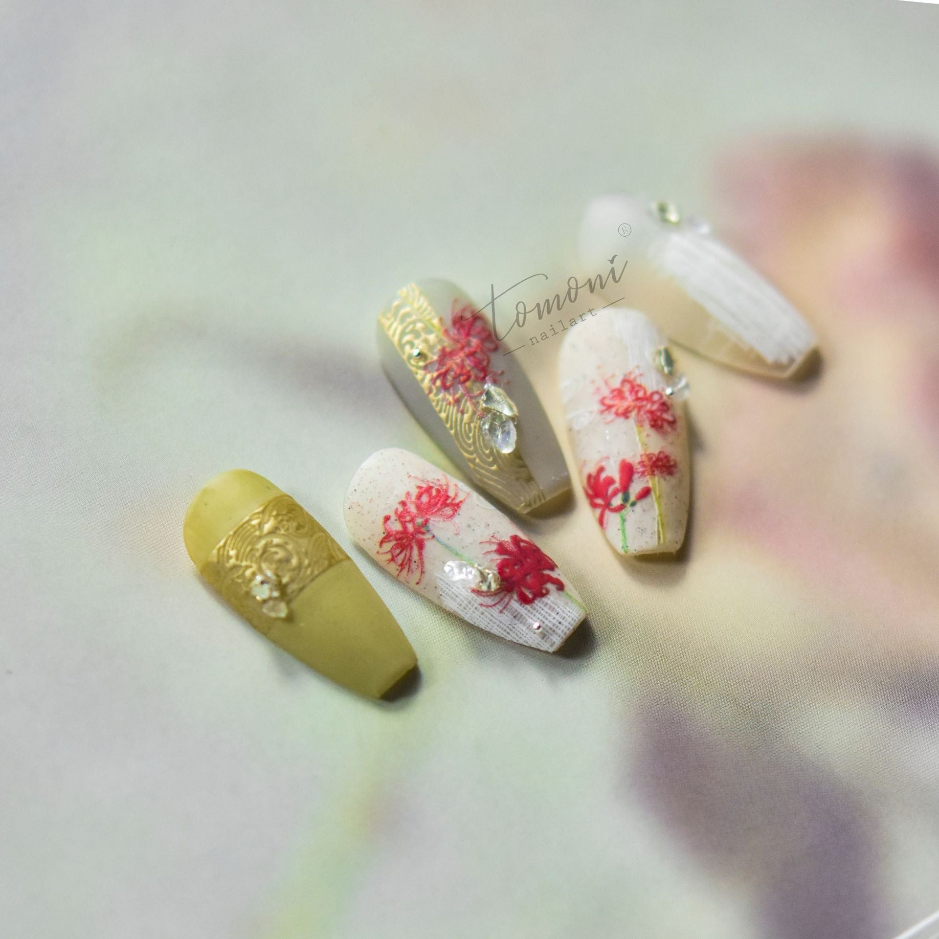 曼珠沙華綻放 – 浪漫花卉美甲裝飾組