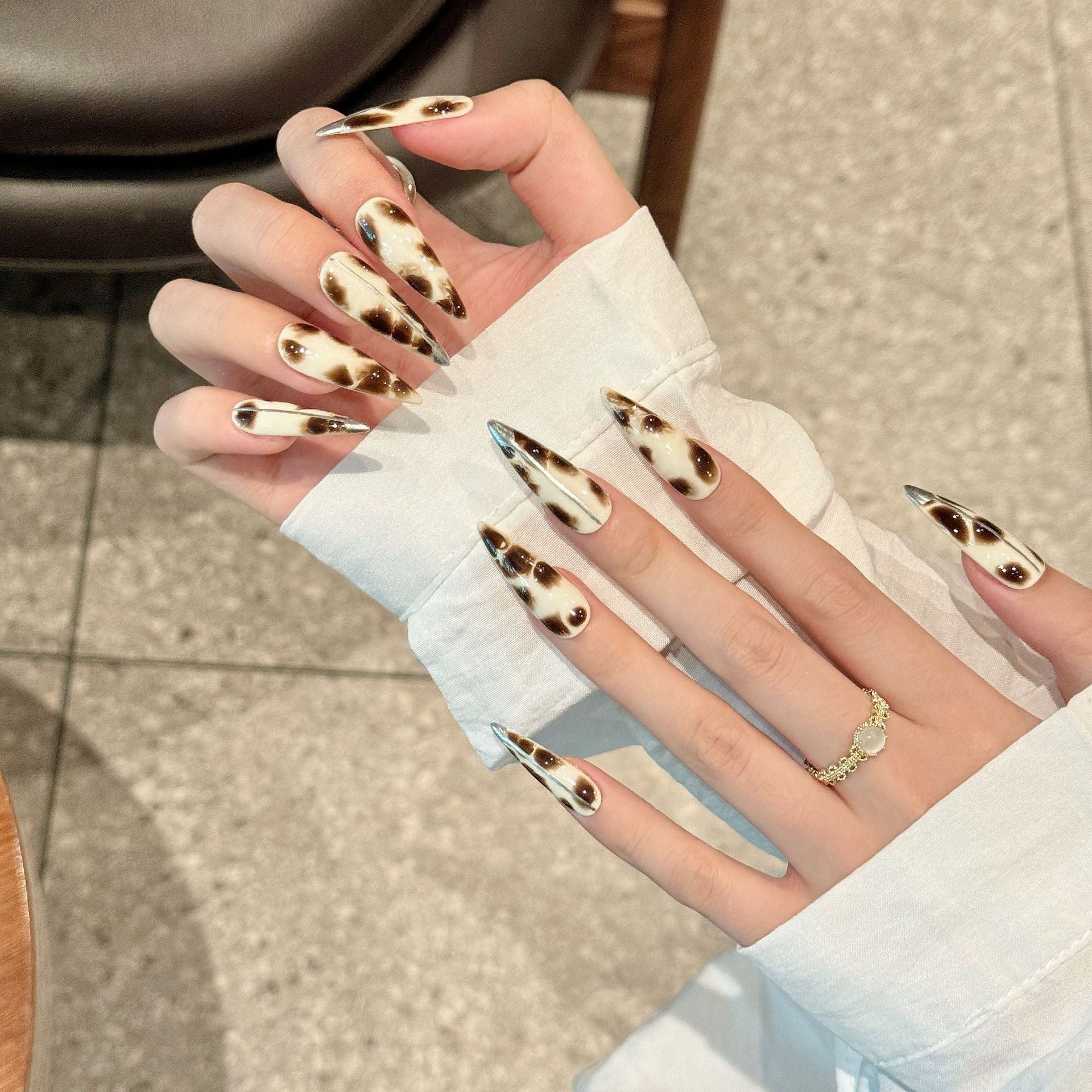 365nails: "Wild Couture" – 3D 金屬條紋豹紋 手工製 尖形 穿戴甲