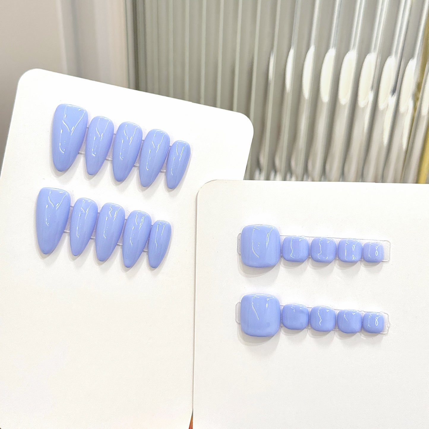 Unhas postiças femininas cor sólida, azul-claro, roxo, amêndoa, simples, para uso diário | 365nails