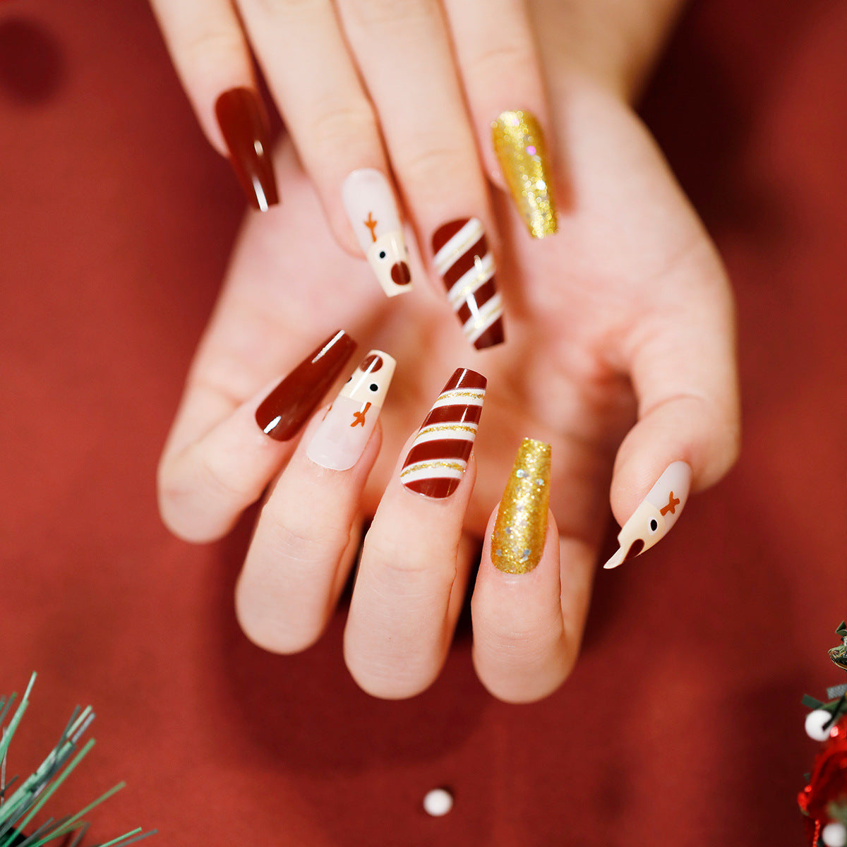 Uñas navideñas con diseño de copos de nieve, diseño de muñeco de nieve, manicura corta con lazo almendrado y uñas largas, venta al por mayor | 365nails