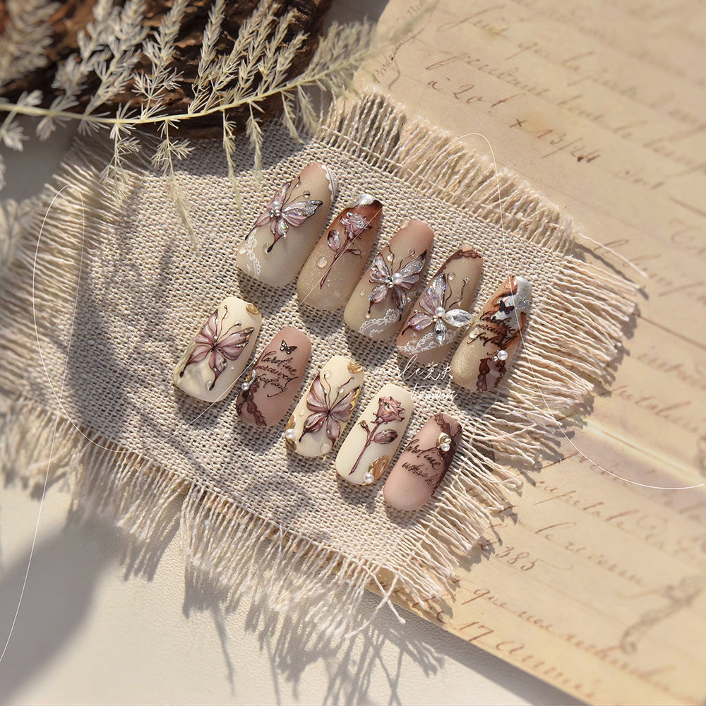 365nails: "Borboleta Dourada Barroca" – Adesivos para Unhas