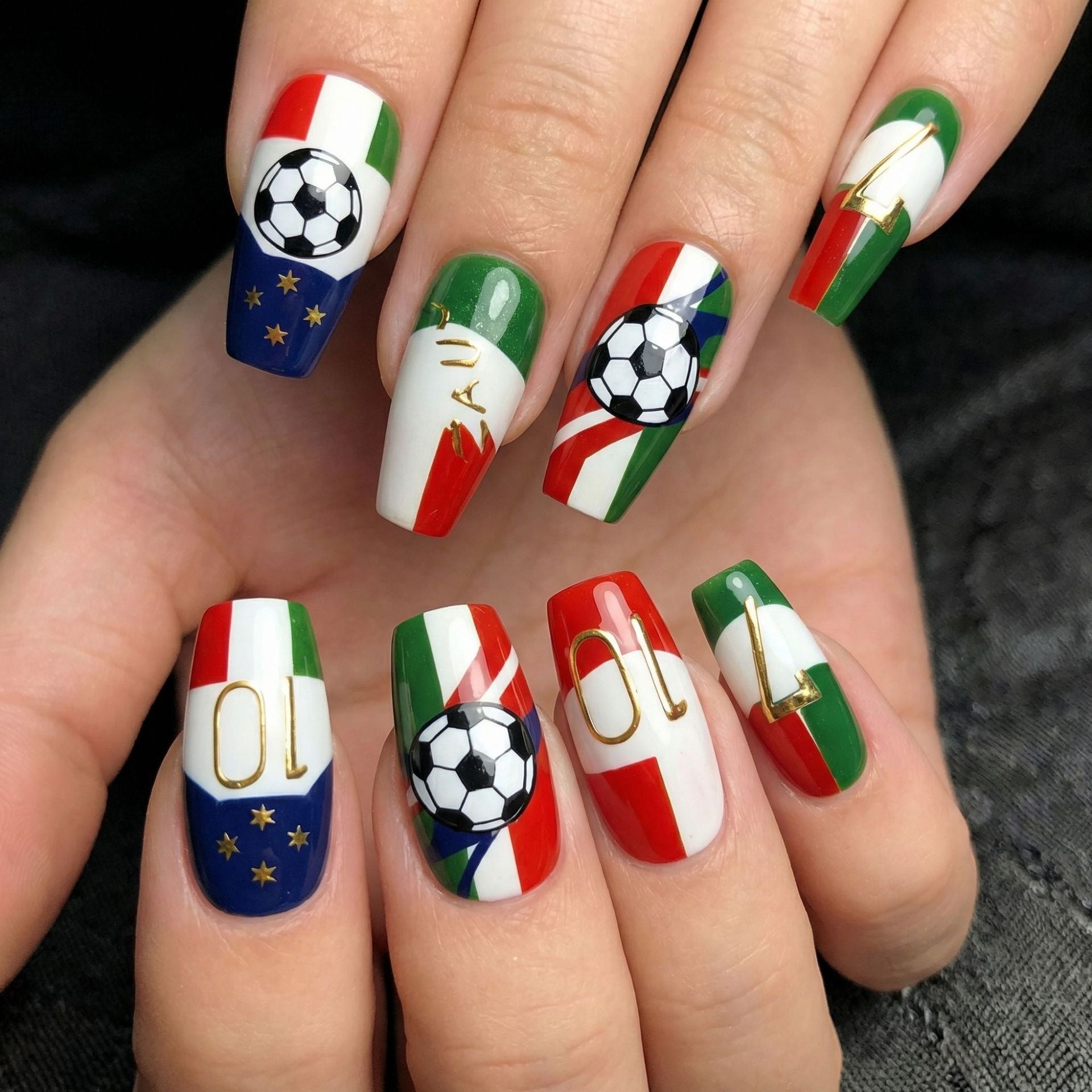 World Cup Italy Flag Football Elements Press-On Nails (Medium Square/24pcs/Dynamic)