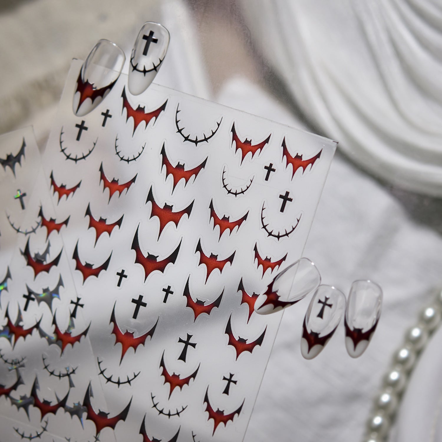 365nails: "Gothic Bat & Cross" – nail art stickers