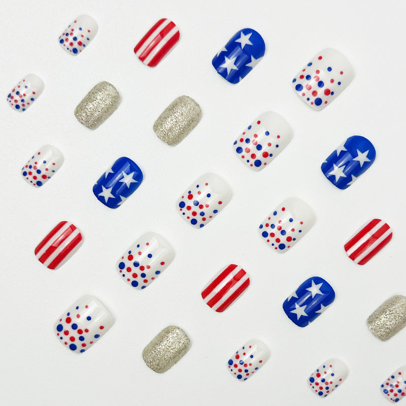 365nails: "Festive Gingham" – Plaid & Star Printed Oval Nails