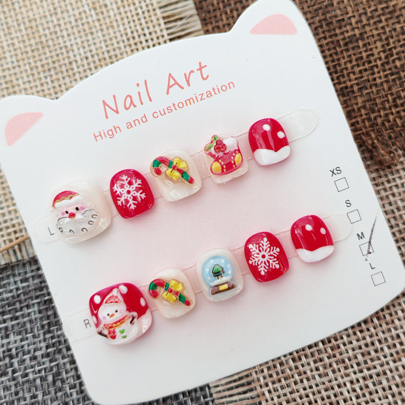 365nails：「聖誕雪地仙境」—手工製可愛短款橢圓形穿戴甲