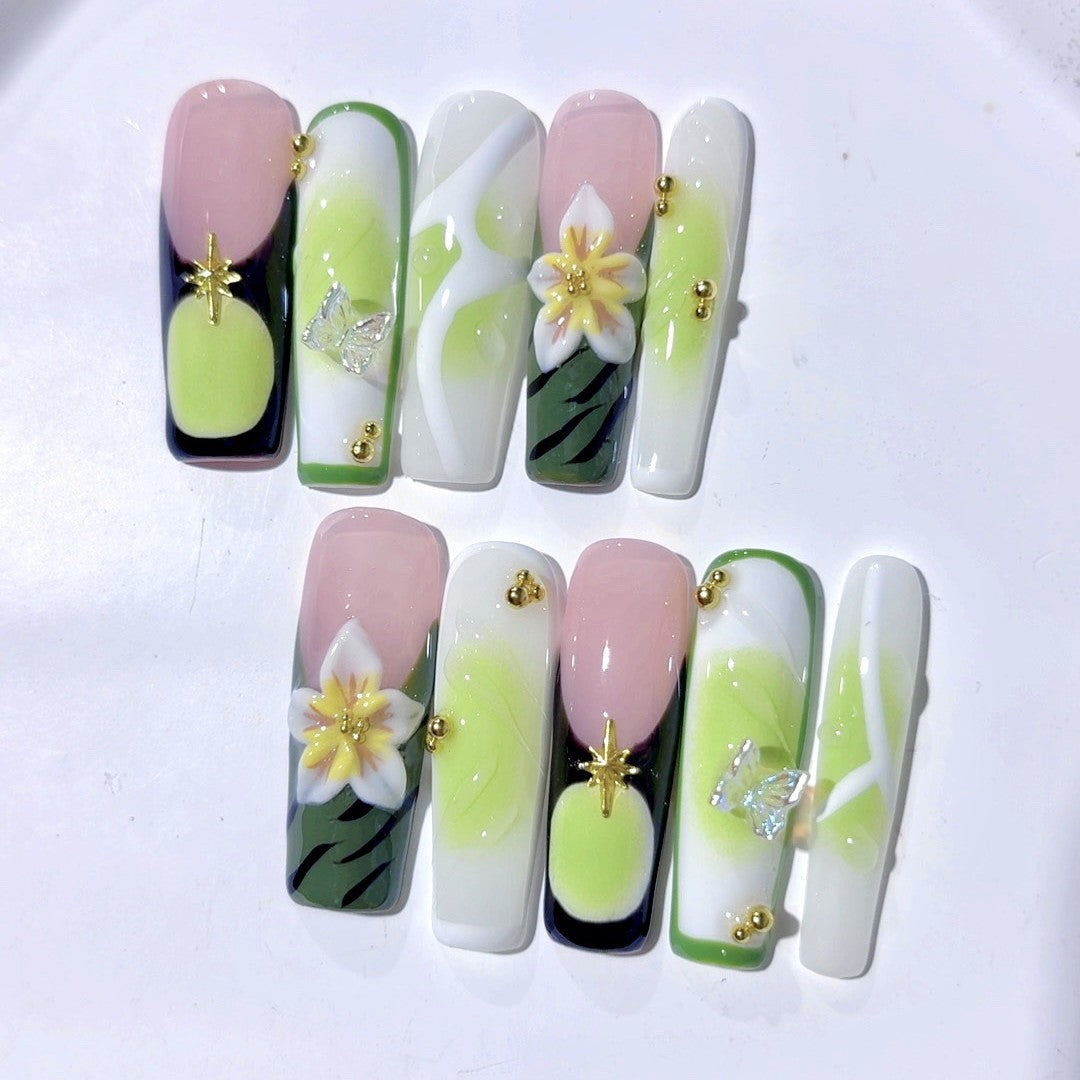 Fresh Green Floral Crystal Art Press On Nail Set
