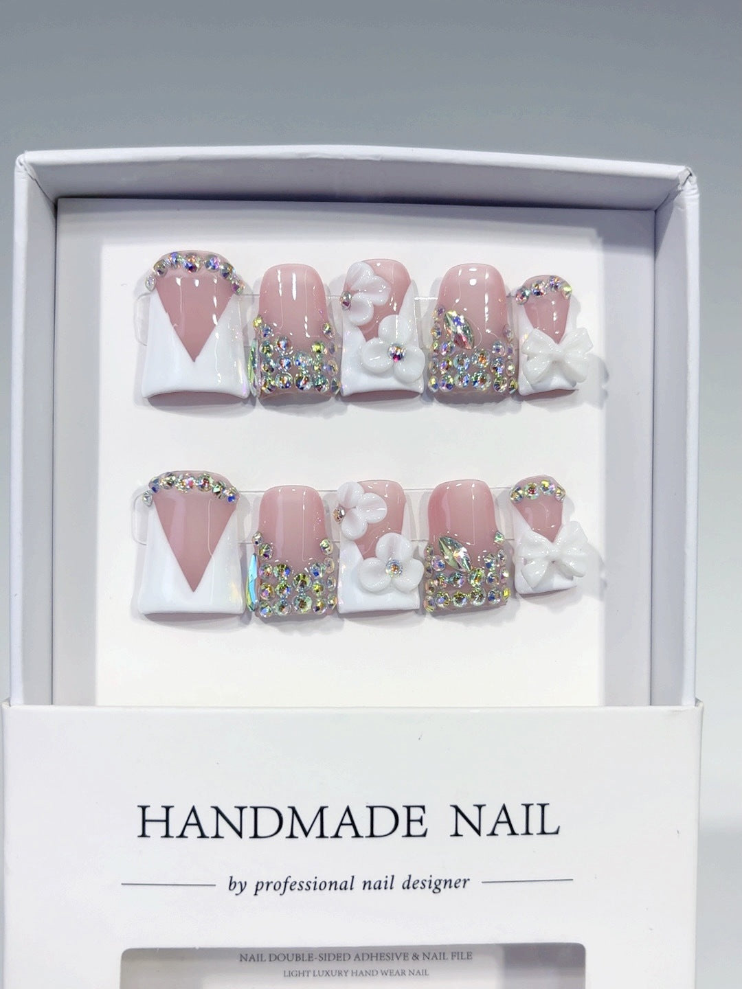 Bridal Elegance: "White Bow Crystal" – Short Square Handmade Press-Ons