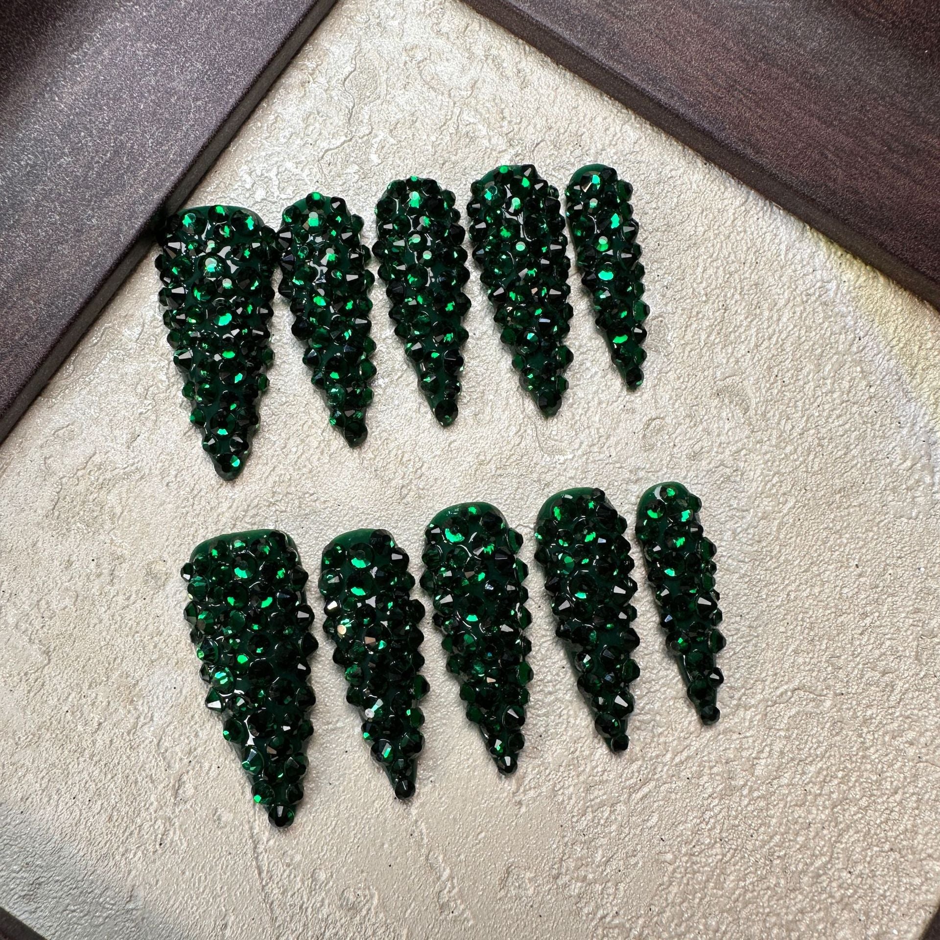 Emerald Bling Collection: "Full Emerald Glitter" – Extra Long Stiletto Press-On Nails