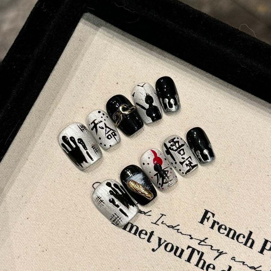 365nails: "Gothic Graffiti" – Hand-Painted Splatter Short Coffin Nails
