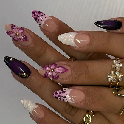 Manicure francesa com estampa de leopardo rosa e borda branca 3D com explosão de flores tridimensionais ｜365nails