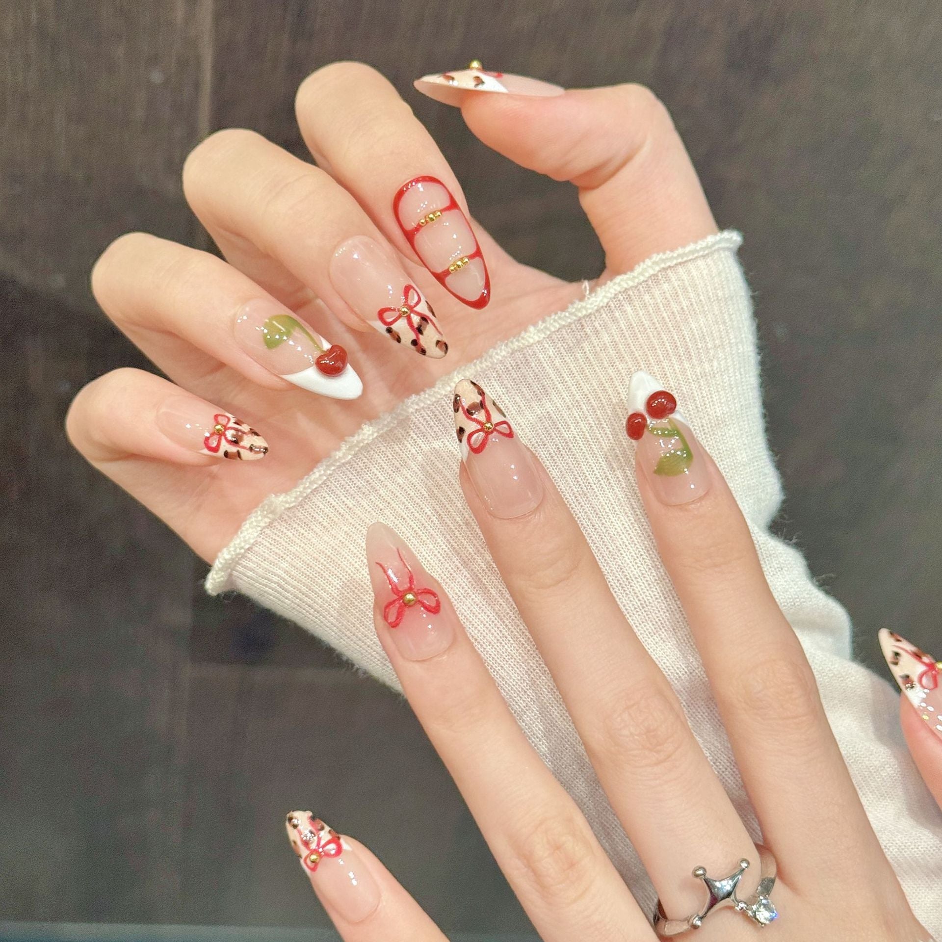 365nails: 체리 리본 – 3D 레오파드 프린트 & 과일 수제 아몬드형 네일