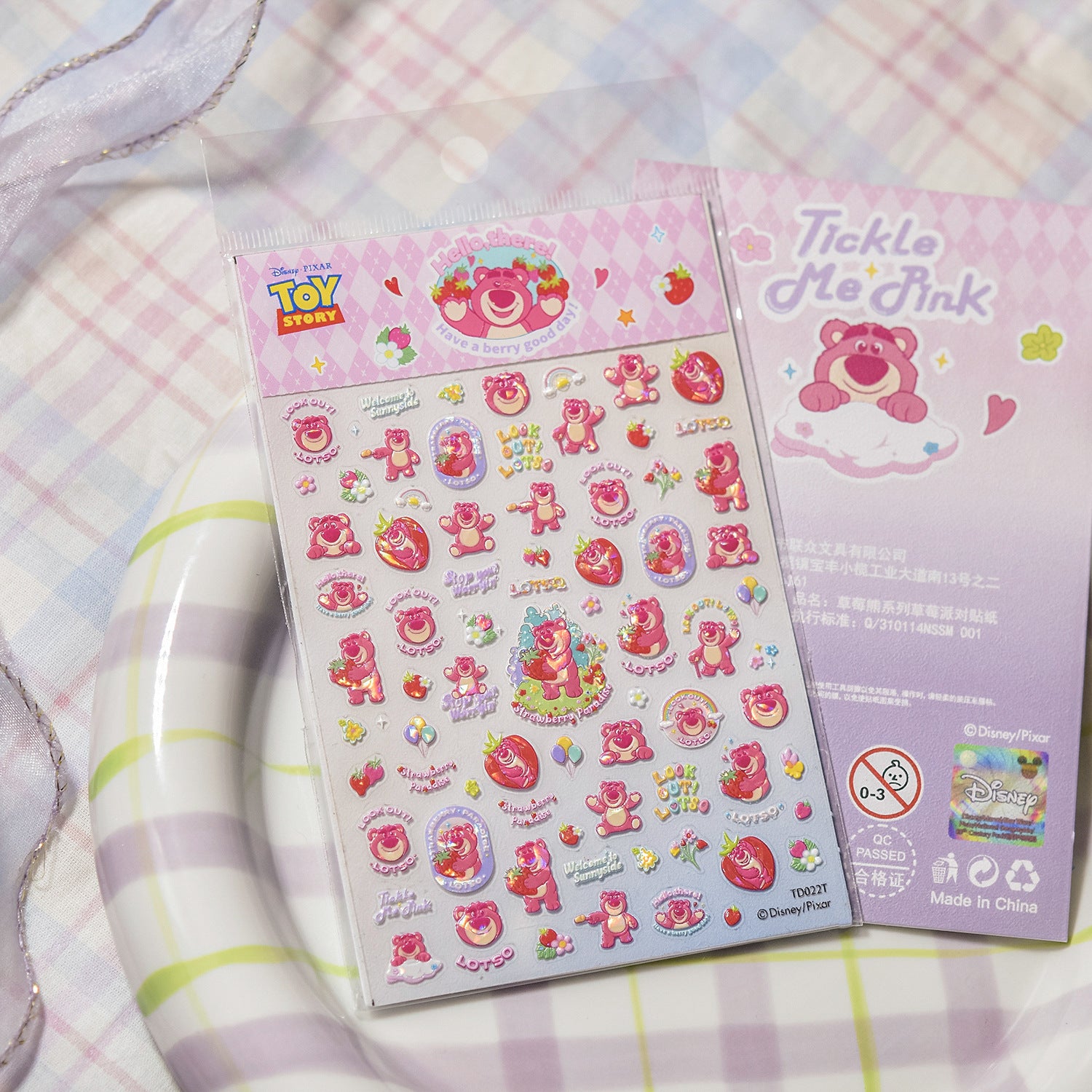 Lotso Strawberry – Disney Nail Art Accent Set