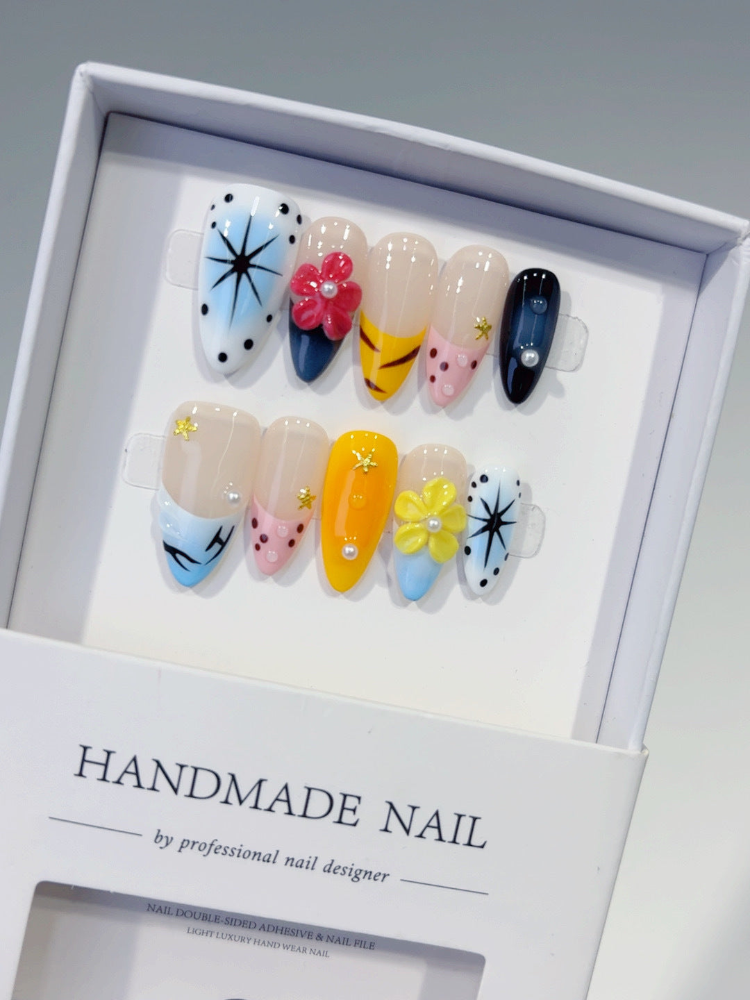 365nails-波普花卉：「繽紛混搭」 – 杏仁形 手工製 3D 雕刻 穿戴甲