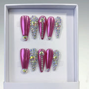 Barbie Glam : « Cœur Rose Bling » – Ongles press-on stiletto long