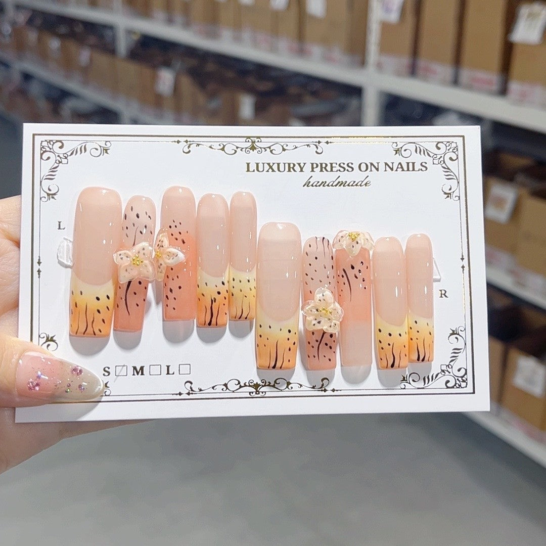 Nude Gradient Speckled Floral Art Press On Nails
