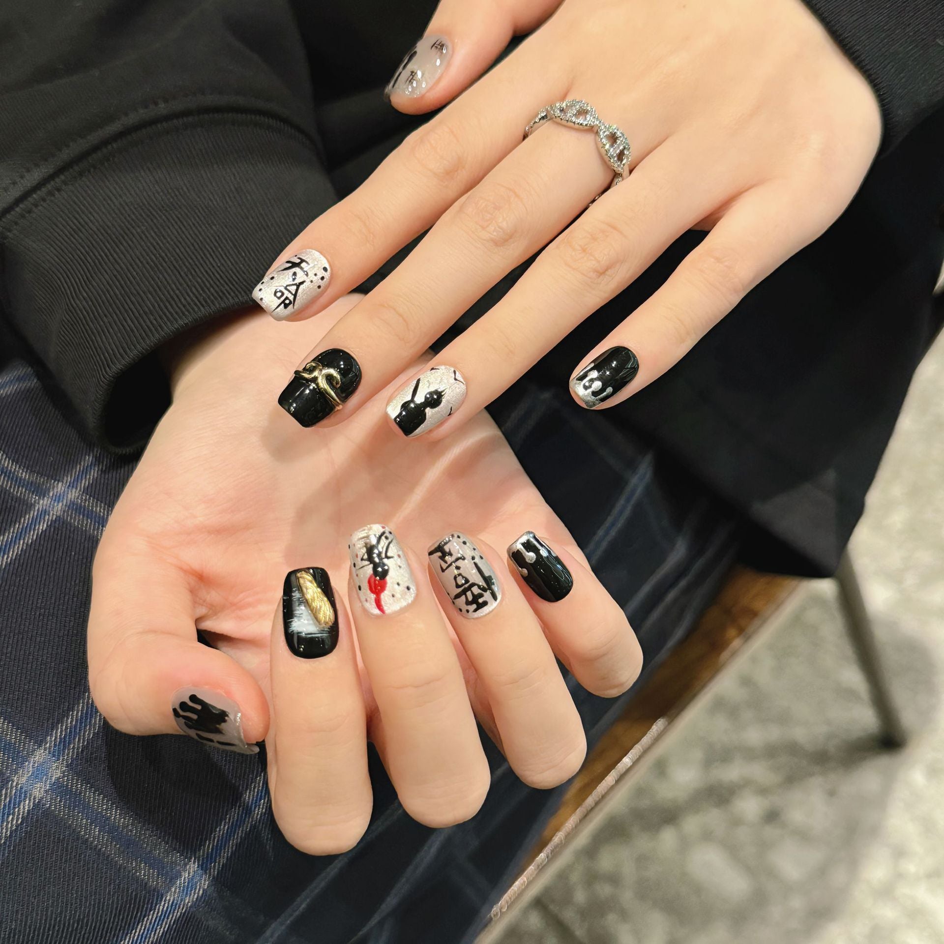 365nails: "Gothic Graffiti" – Hand-Painted Splatter Short Coffin Nails