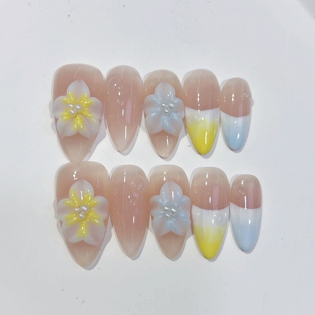 虹彩花卉系列：「彩虹花瓣」 – 杏仁形手工製穿戴甲