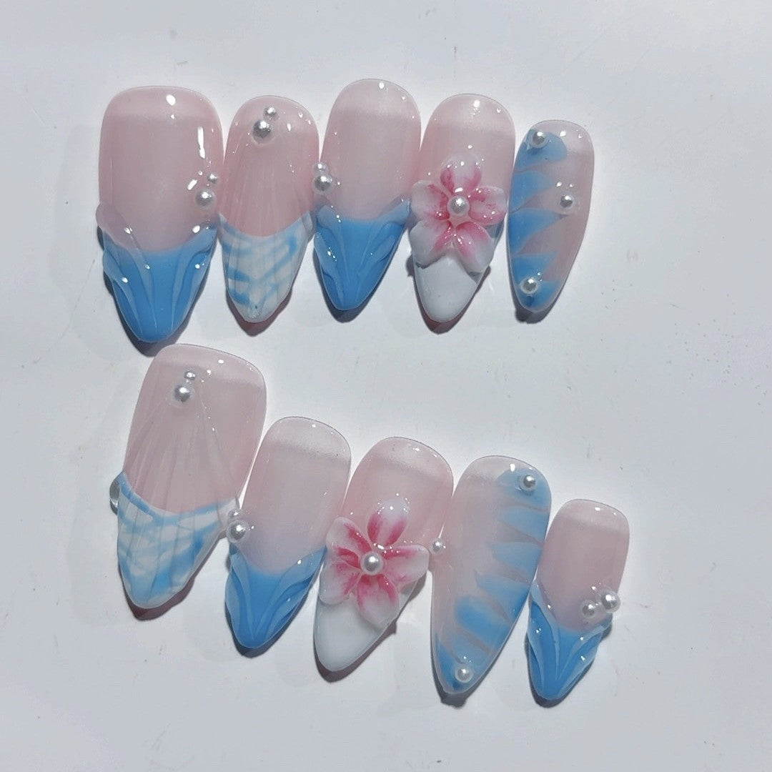 365nails：「蔚藍花語」— 中長款 杏仁形 藍粉花卉 手工製 穿戴甲