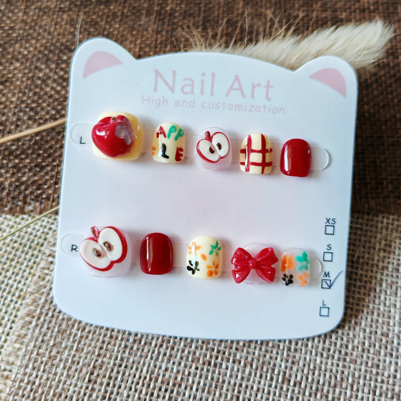 365nails : Pomme rouge gaie — ongles press-on ronds courts fait main pour enfants