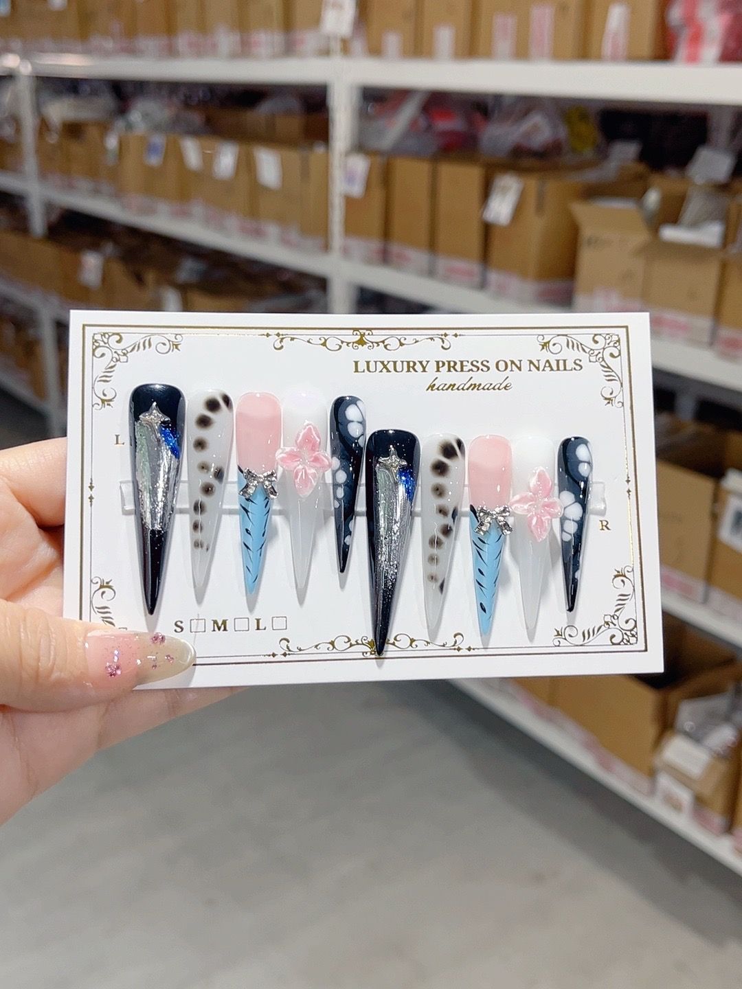 Midnight Floral Contrast Art Press On Nail Set