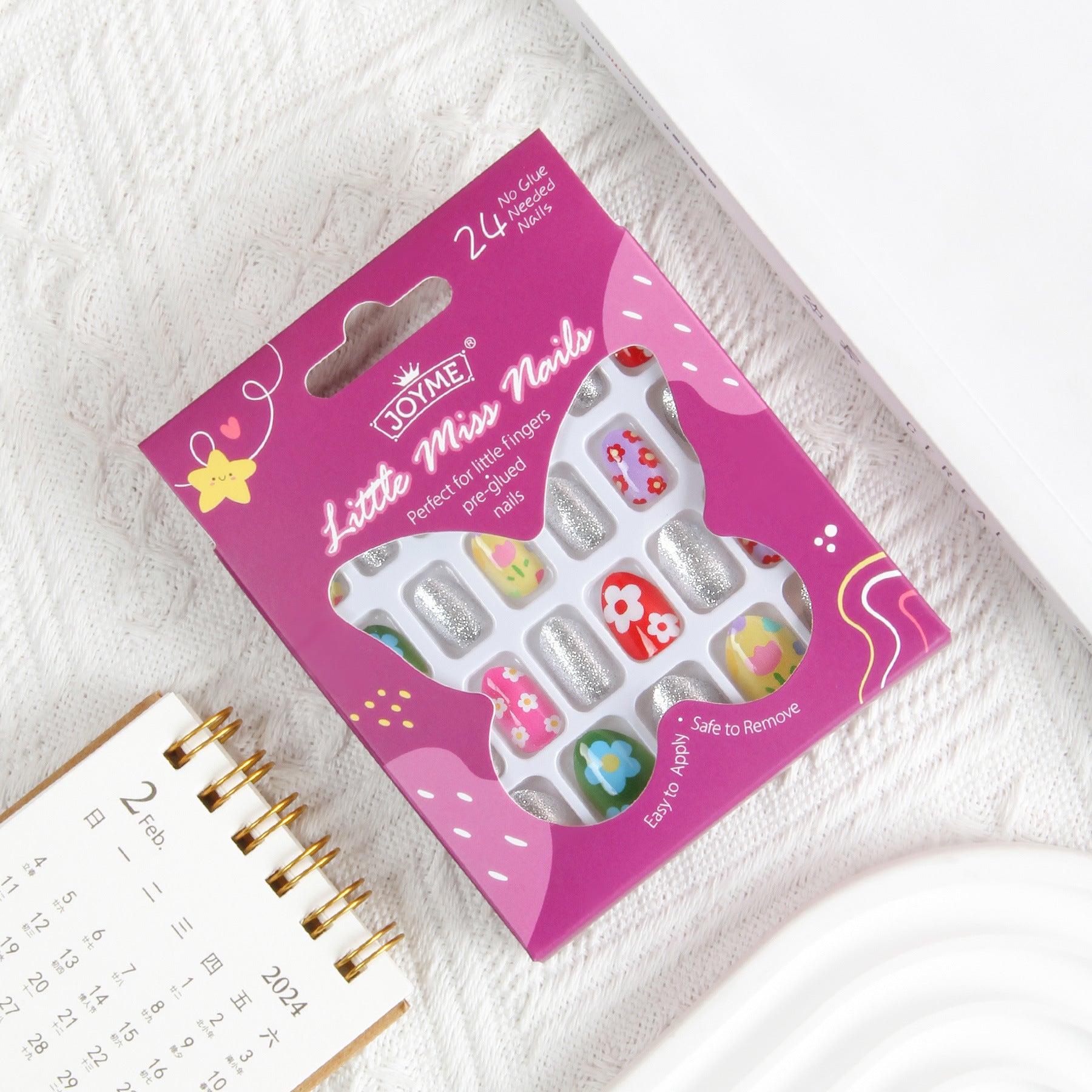 Kids press-on nails 24 pieces of finished nail art patch, silver flower, safe and environmentally friendly