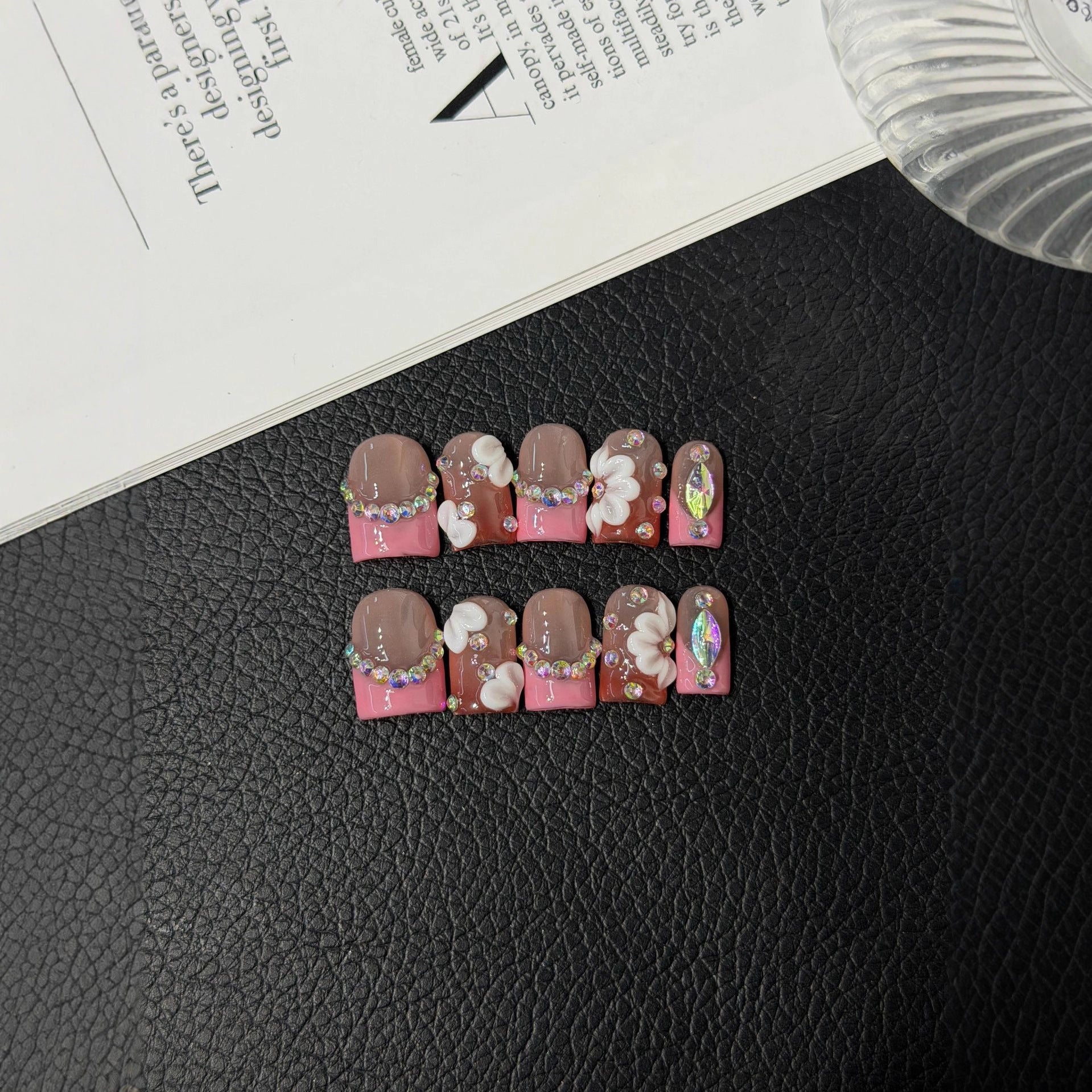365nails: "벚꽃 속삭임" – 3D 꽃 장식 수제 코핀형 네일