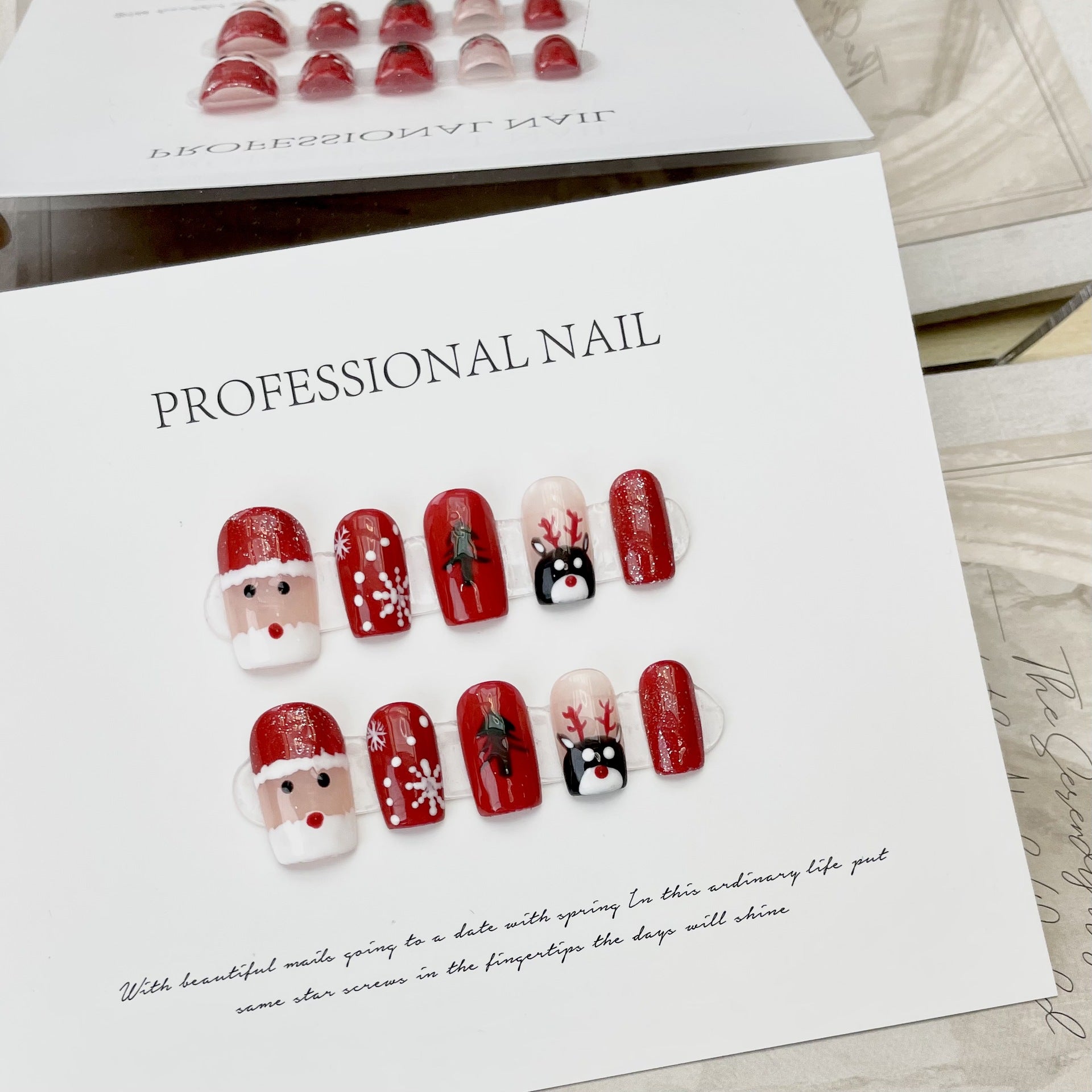 Santa & Reindeer Christmas Press‑On Nails – Classic Red Short Design