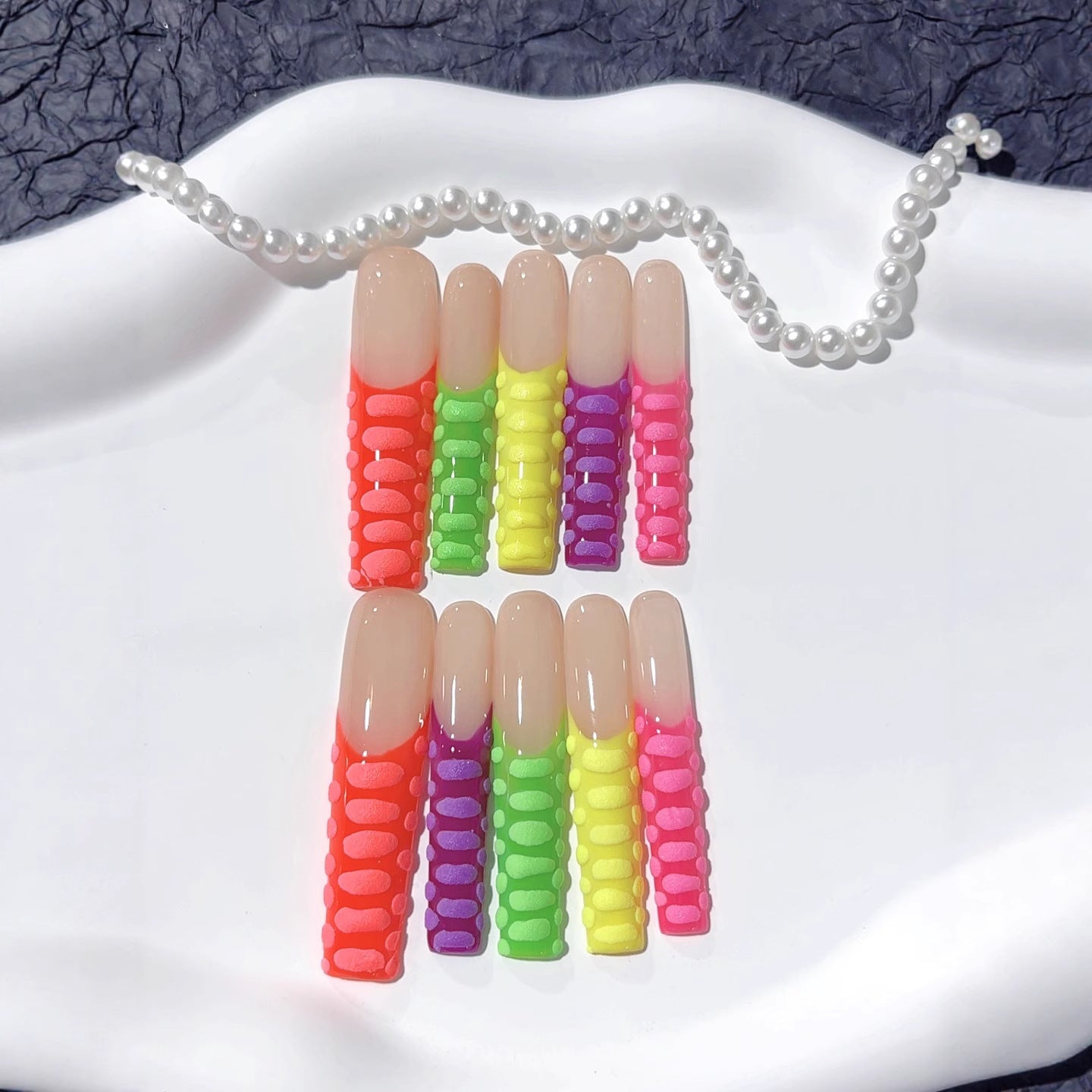 Unhas Postiças Pop Art Ponto Colorido de Bala