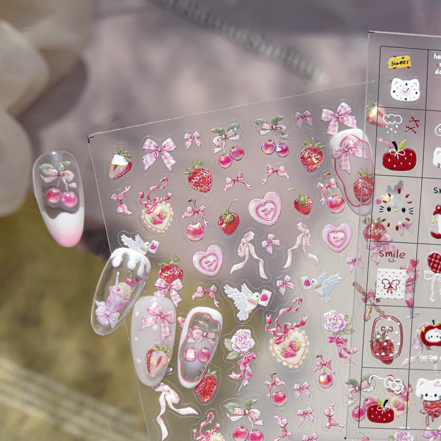草莓女孩系列: "紅草莓與可愛女孩" – 3D 立體浮雕指甲貼
