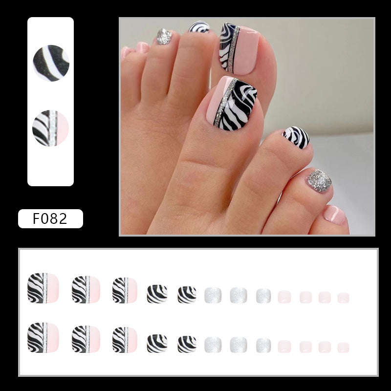 Manicura de doble hechizo con estampado de cebra y pato mandarín, uñas postizas, uñas postizas, manicura en blanco y negro, uñas de los pies a presión, manicura para chica dulce, atractiva y atractiva, uñas postizas | 365nails