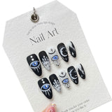 Myriad Demon Eyes | Grafiti de aprendizaje divertido y extraño, uñas postizas hechas a mano, uñas con diseños geniales de Spice Girls, Diablo Wear | 365nails