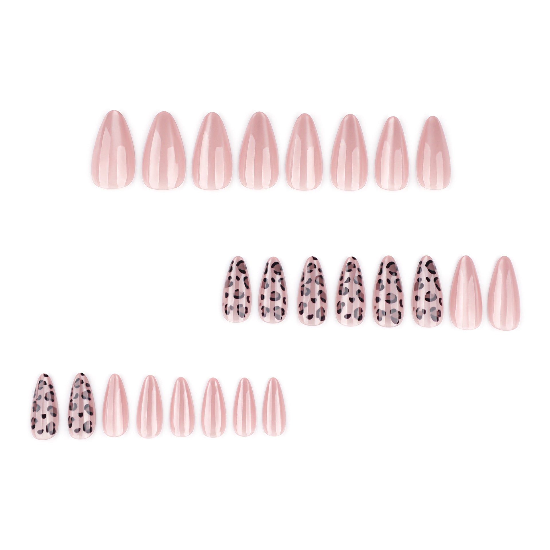 Leopard print cat eye wearing nails short almond nails manicure finger