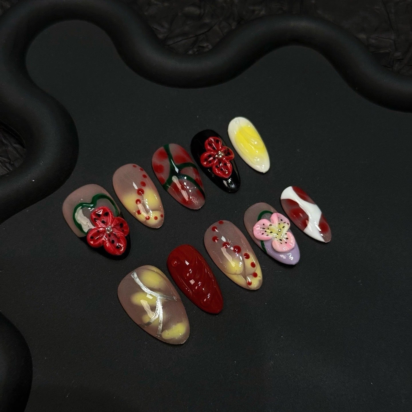 365nails: "Retro Bloom" – 3D Floral Handmade Almond Nails