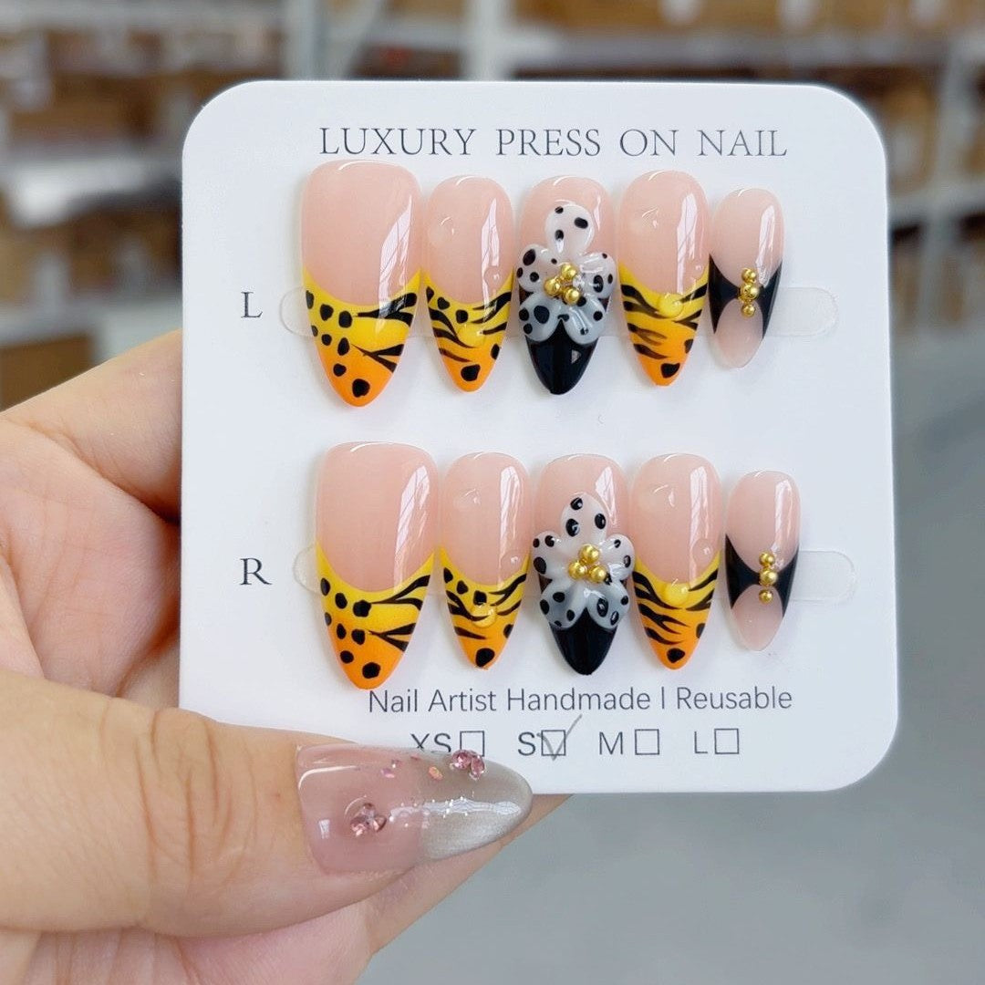 365nails-Wild Safari: "Animal Print Mix" – Almond Shape Handmade 3D Carved Press-On Nails