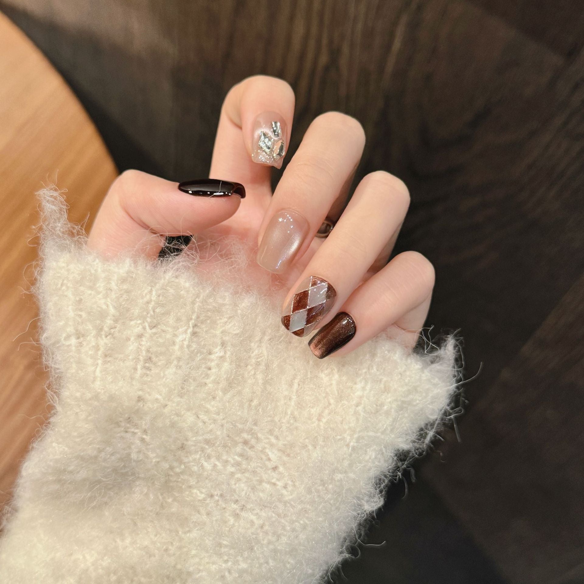 365nails: "Copper Chic" – Metallic Cat-Eye & Argyle Print Handmade Short Square Nails