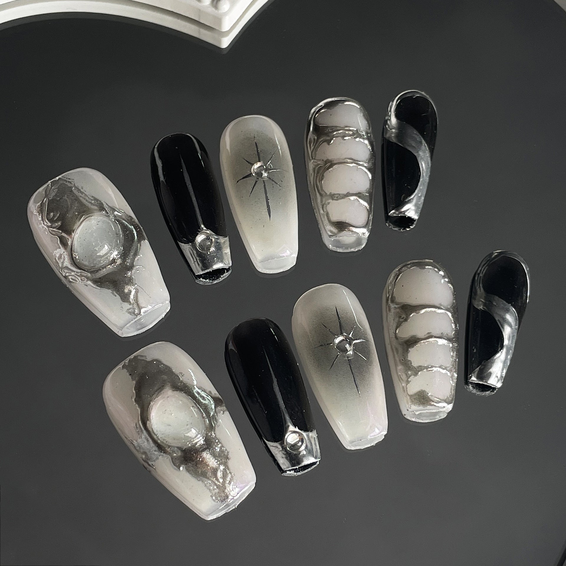 Uñas postizas hechas a mano con espejo mágico tridimensional de metal, pintadas a mano, estilo de uñas postizas ｜365nails