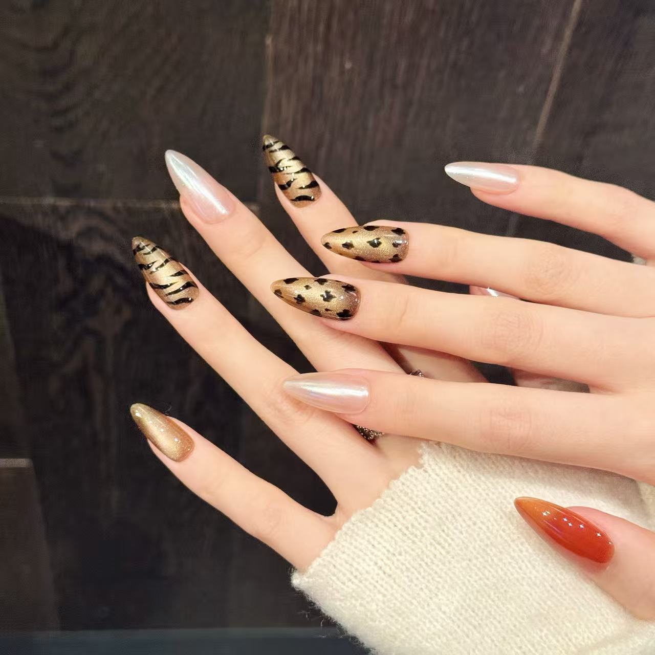 Neutral Animal Print Gradient Press On Nail Set Medium