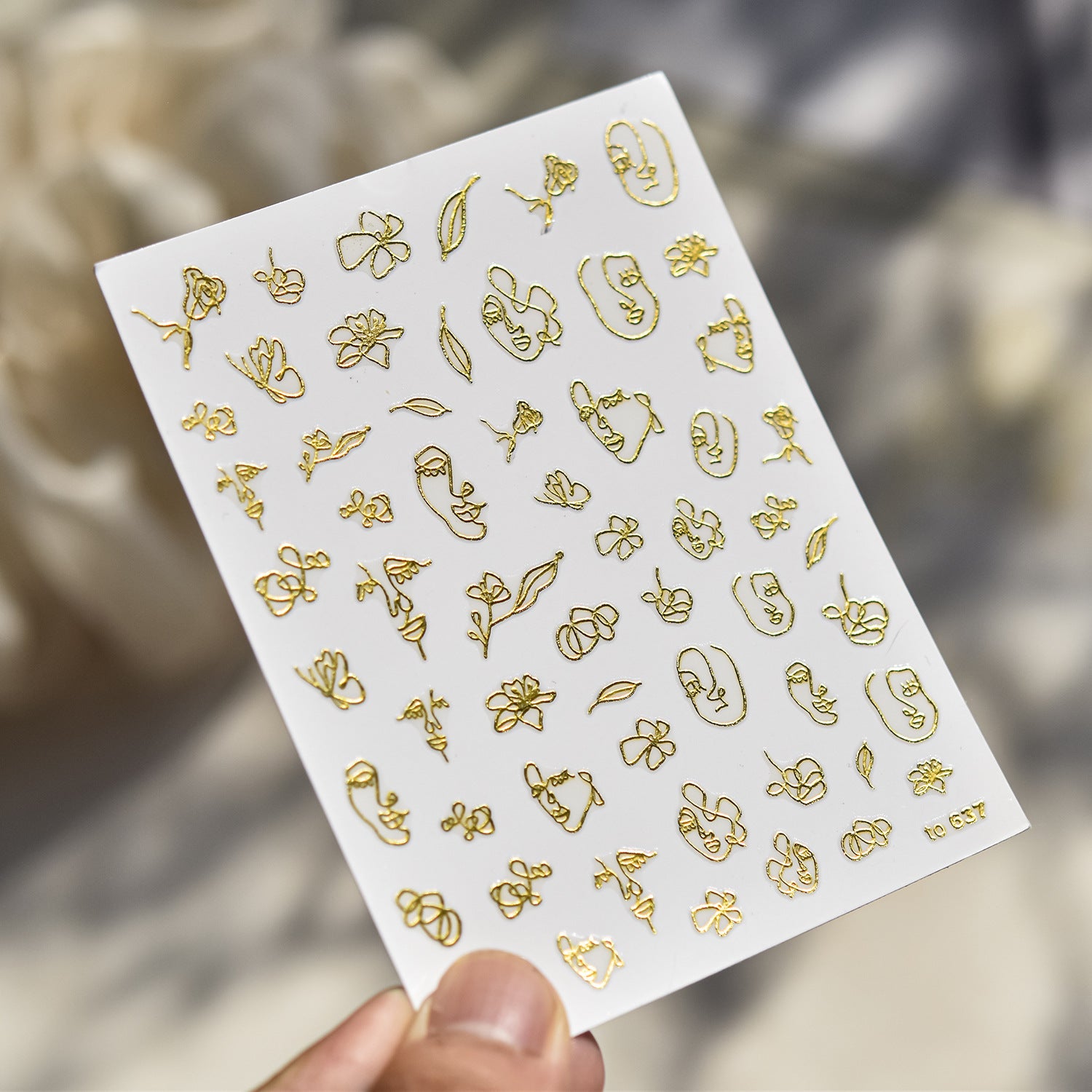 365nails: "Metallic Gold Rose" – nail art stickers