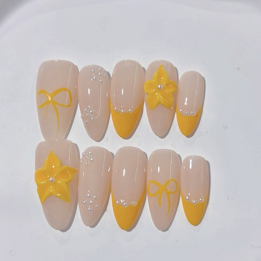 365nails-Sunshine Star: "Yellow Bow & Star" – Unhas Postiças Artesanais Amêndoa Média