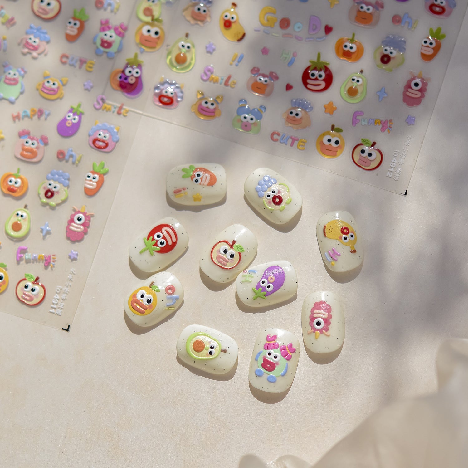 365nails: 可愛水果小怪獸朋友 — 美甲貼紙
