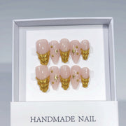 Gilded Star: "Golden Conch" – Short Almond Press-On Nails