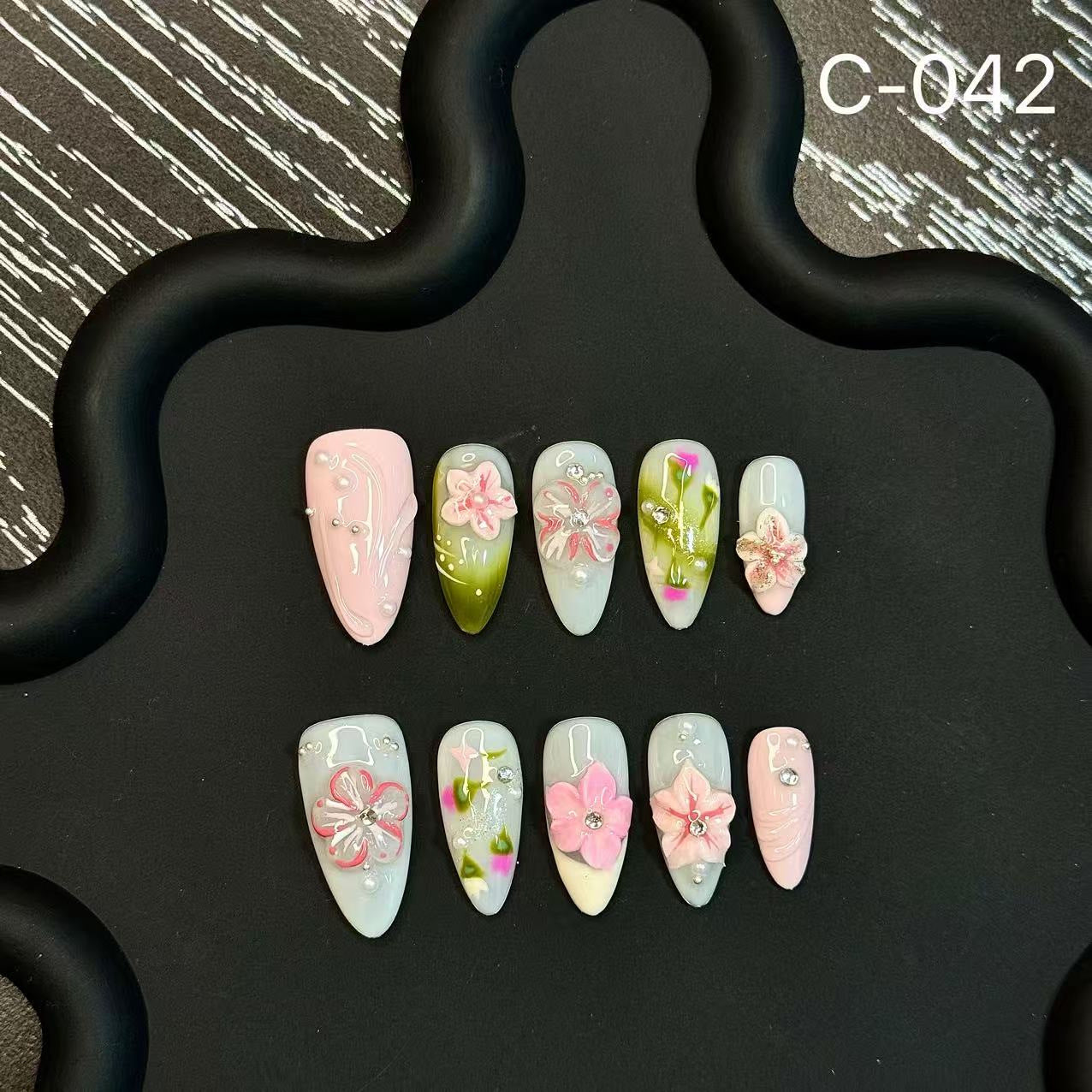 365nails : « Floraison Pastel » — ongles press-on forme amande, faits main, décor floral 3D