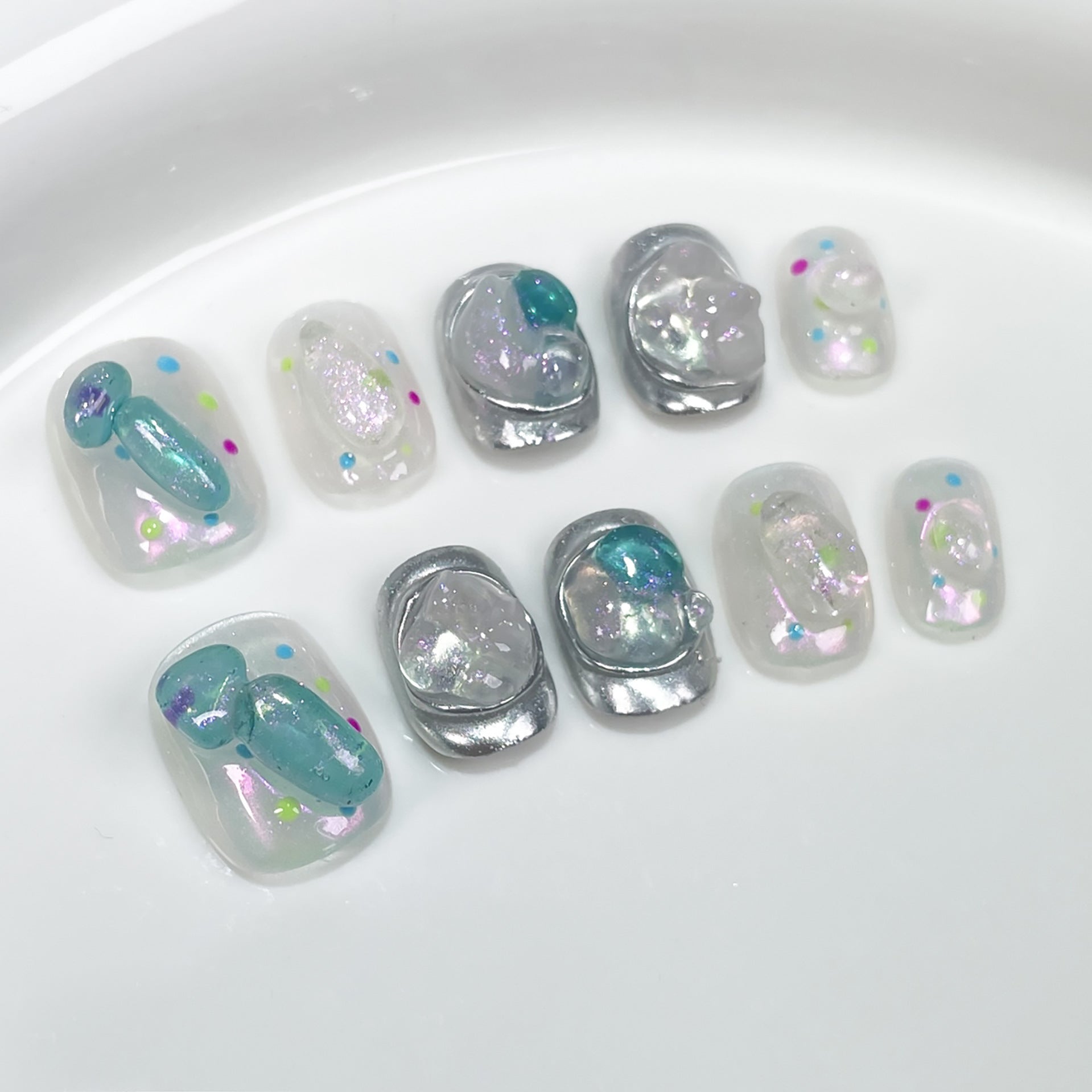 Unhas Iridescentes Gelo Fofo com Detalhes de Bolhas Esculpidas