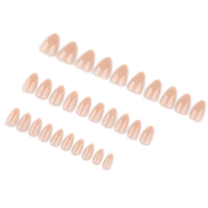 Uñas postizas cortas almendradas en color nude, sencillas y fáciles de presionar, ¡muy populares! ｜365nails