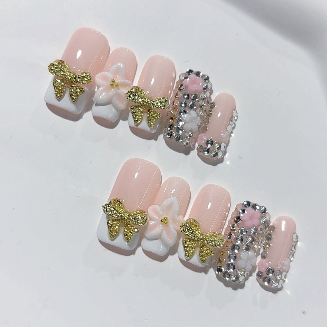 Luxe nœud rose : « Floral et strass » – Ongles press-on forme carrée